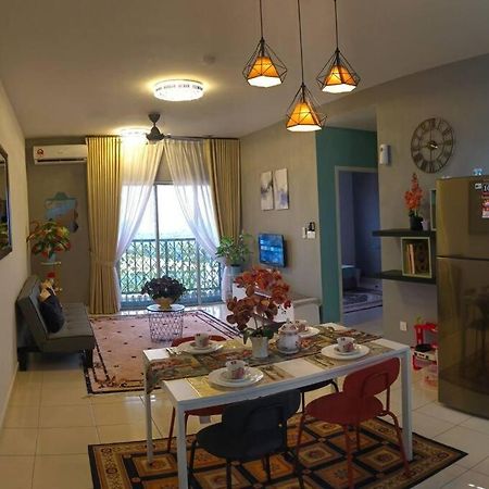Er Homestay 2R1B Suite Nearby Klia Terminal Sepang Exterior foto