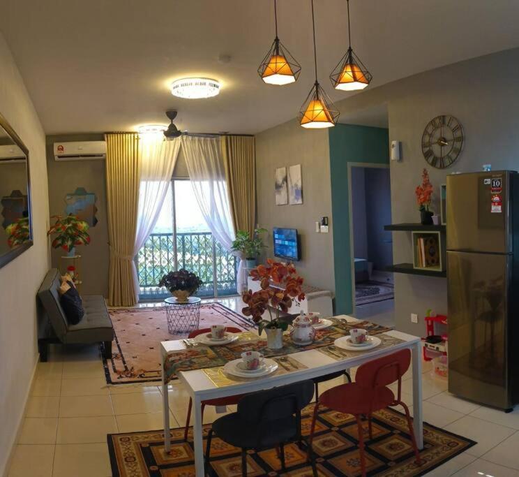 Er Homestay 2R1B Suite Nearby Klia Terminal Sepang Exterior foto