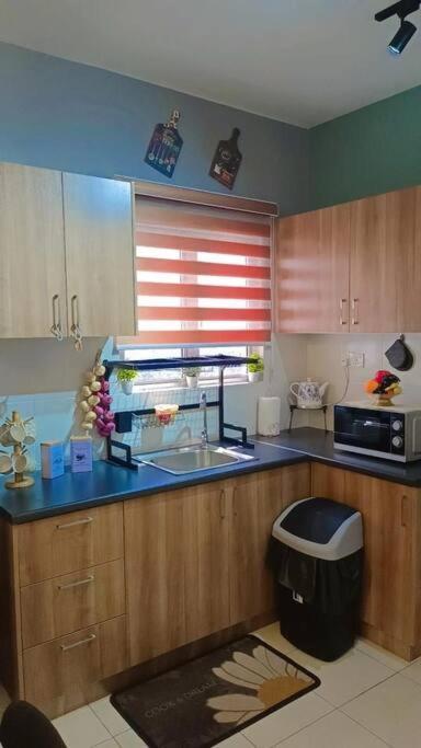 Er Homestay 2R1B Suite Nearby Klia Terminal Sepang Exterior foto